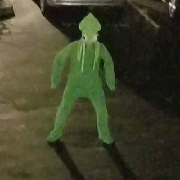 Meet your Posher, Jeffrey - Picture 1 of 1